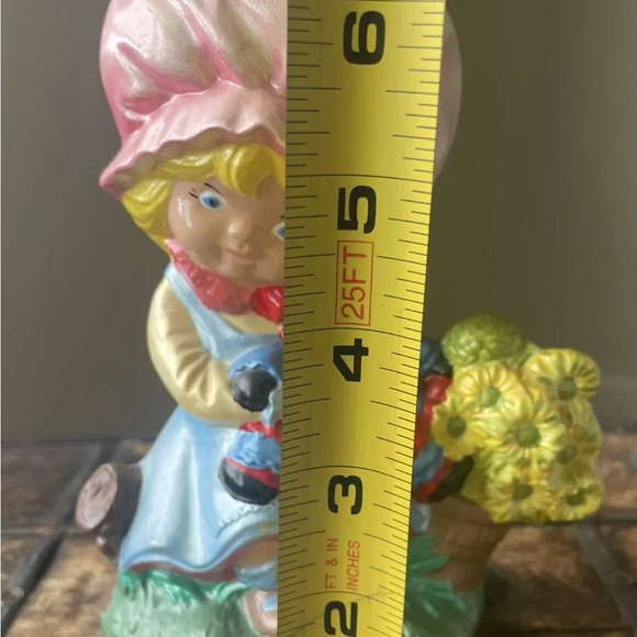 Vintage Ceramic Girl Figurine Holding Raggedy Ann Doll | 1974 Artist Engraved - Picture 3 of 5